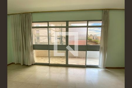 Sala de casa à venda com 4 quartos, 280m² em Colégio Batista, Belo Horizonte