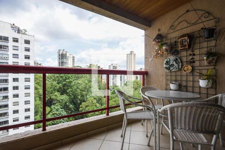 Varanda de apartamento para alugar com 4 quartos, 163m² em Vila Suzana, São Paulo