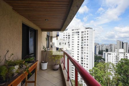 Varanda de apartamento para alugar com 4 quartos, 163m² em Vila Suzana, São Paulo