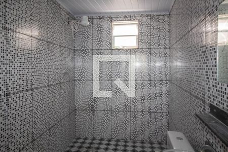 Banheiro de casa para alugar com 1 quarto, 46m² em Penha, Rio de Janeiro