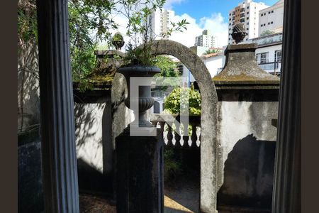 Casa à venda com 3 quartos, 170m² em Bosque da Saúde, São Paulo