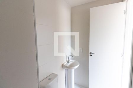 Banheiro de kitnet/studio à venda com 1 quarto, 29m² em Vila Ré, São Paulo