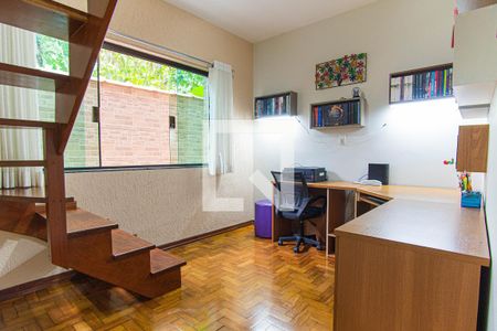 Escritório de casa à venda com 2 quartos, 160m² em Condomínio Maracanã, Santo André