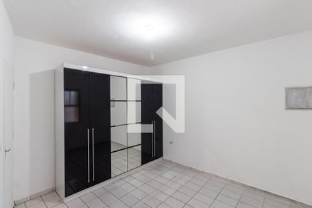 Quarto de casa para alugar com 2 quartos, 90m² em Vila Rio Branco, São Paulo