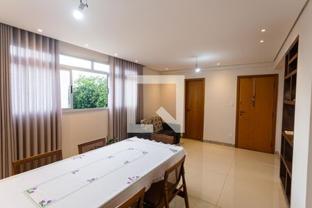 Sala de apartamento à venda com 4 quartos, 114m² em União, Belo Horizonte
