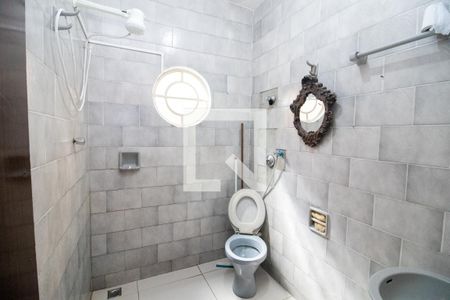 Banheiro de casa à venda com 5 quartos, 230m² em Dom Bosco, Betim