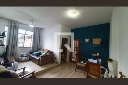 Apartamento à venda com 72m², 2 quartos e 1 vagaSala