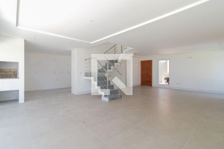 Sala de casa à venda com 3 quartos, 335m² em Pedra Redonda, Porto Alegre