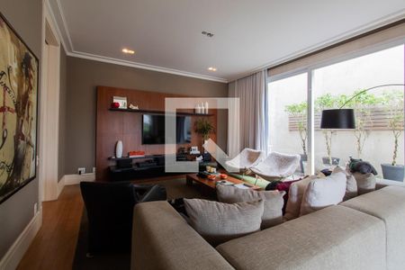 Sala de TV de casa à venda com 4 quartos, 950m² em Morumbi, São Paulo