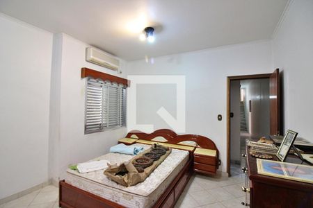 Quarto 1 - Suíte de casa à venda com 4 quartos, 200m² em Taboão, São Bernardo do Campo