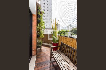 Apartamento à venda com 4 quartos, 176m² em Pompeia, São Paulo