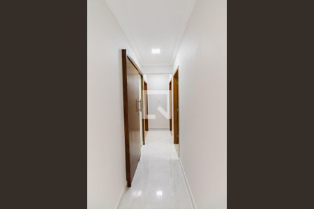 Corredor de apartamento para alugar com 3 quartos, 130m² em Água Branca, São Paulo