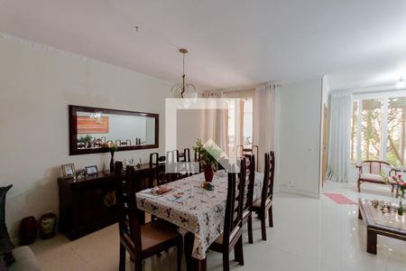 Sala de casa à venda com 8 quartos, 400m² em Santa Teresinha, Santo André