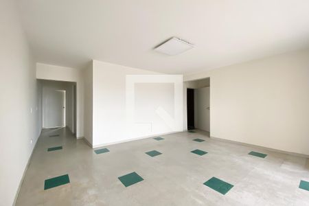 Sala de casa para alugar com 2 quartos, 140m² em Bussocaba, Osasco