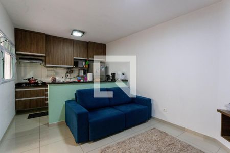 Sala de casa para alugar com 2 quartos, 65m² em Jardim Maria Estela, São Paulo