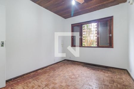 Quarto 1 de casa para alugar com 3 quartos, 300m² em Teresópolis, Porto Alegre