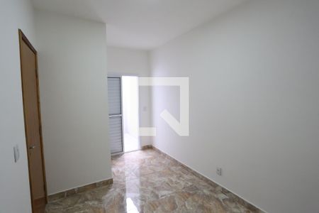 Quarto 2 de apartamento para alugar com 2 quartos, 45m² em Vila Guilhermina, São Paulo