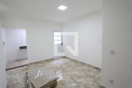 Sala de apartamento para alugar com 2 quartos, 45m² em Vila Guilhermina, São Paulo