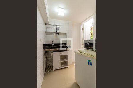 Kitnet - Cozinha  de kitnet/studio para alugar com 1 quarto, 14m² em Vila Monumento, São Paulo