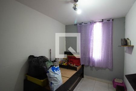 Quarto 2 de apartamento para alugar com 2 quartos, 50m² em Conjunto Residencial José Bonifácio, São Paulo