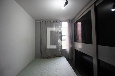 Quarto 1 de apartamento para alugar com 2 quartos, 50m² em Conjunto Residencial José Bonifácio, São Paulo