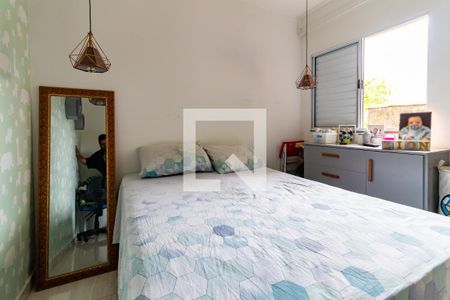 Quarto 1 de apartamento à venda com 2 quartos, 42m² em Vila Carmosina, São Paulo