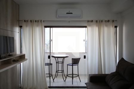 Vista da Sala de apartamento para alugar com 1 quarto, 40m² em Setor Bueno, Goiânia