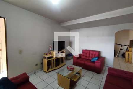 Sala de casa à venda com 3 quartos, 102m² em Jardim Eliane, São Paulo