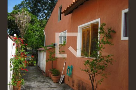 Casa à venda com 4 quartos, 350m² em Cidade Vargas, São Paulo