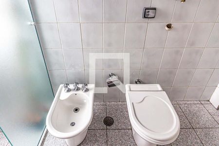Banheiro de apartamento para alugar com 1 quarto, 36m² em Santa Efigênia, São Paulo