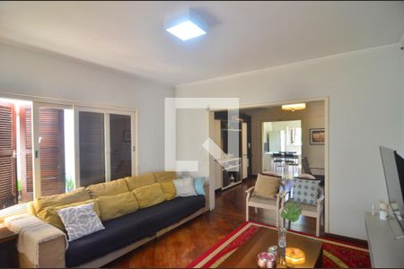 Sala de estar 1 de casa à venda com 5 quartos, 400m² em Igara, Canoas