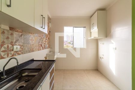 Cozinha de apartamento à venda com 2 quartos, 54m² em Vila Zamataro, Guarulhos
