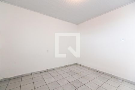 Quarto 2 de casa para alugar com 2 quartos, 60m² em Jardim Mimar, São Paulo