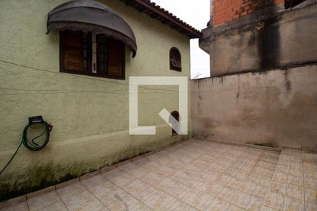 Área Externa de casa para alugar com 2 quartos, 90m² em Itaquera, São Paulo