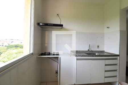 Cozinha e Área de Serviço de kitnet/studio para alugar com 1 quarto, 30m² em Jardim Patrícia, Uberlândia