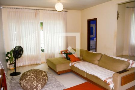 Sala de casa de condomínio para alugar com 4 quartos, 286m² em Jardim Placaford, Salvador