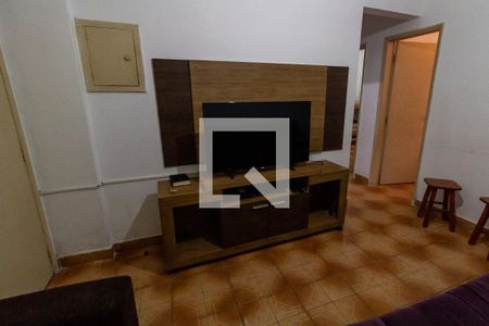 Detalhe da sala de apartamento para alugar com 2 quartos, 60m² em Canto do Forte, Praia Grande