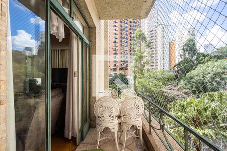 Varanda da Sala de apartamento à venda com 3 quartos, 259m² em Cerqueira César, São Paulo