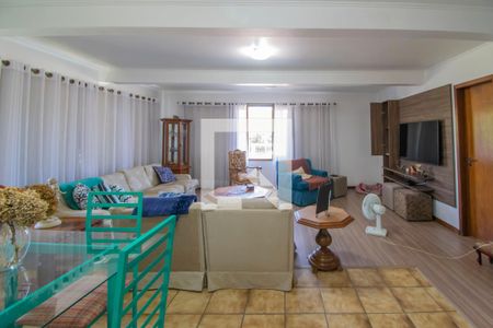 Sala de apartamento à venda com 3 quartos, 200m² em Cavalhada, Porto Alegre
