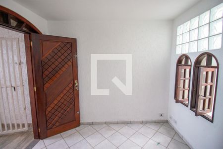 Sala de casa para alugar com 3 quartos, 190m² em Itaquera, São Paulo