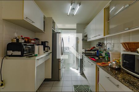 Apartamento para alugar com 100m², 2 quartos e 2 vagas Apartamento para alugar com 100m², 2 quartos e 2 vagasCozinha