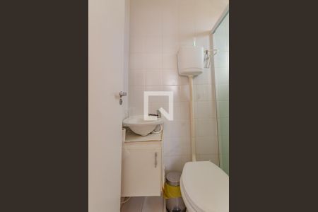 Apartamento para alugar com 100m², 2 quartos e 2 vagas Apartamento para alugar com 100m², 2 quartos e 2 vagasBanheiro de Serviço