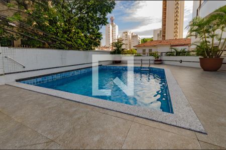 Apartamento para alugar com 100m², 2 quartos e 2 vagas Apartamento para alugar com 100m², 2 quartos e 2 vagasÁrea comum - Piscina