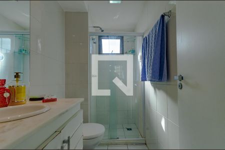 Apartamento para alugar com 100m², 2 quartos e 2 vagas Apartamento para alugar com 100m², 2 quartos e 2 vagasBanheiro da Suíte 2