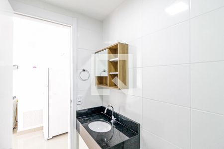 Banheiro de apartamento à venda com 1 quarto, 25m² em Santo Amaro, São Paulo