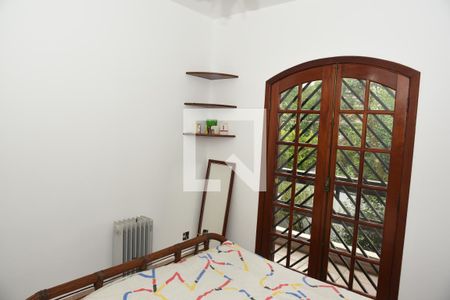 Suíte 1 de casa à venda com 4 quartos, 235m² em Jardim Prudência, São Paulo