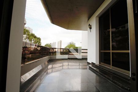 Varanda da Sala de apartamento para alugar com 4 quartos, 568m² em Vila Suzana, São Paulo