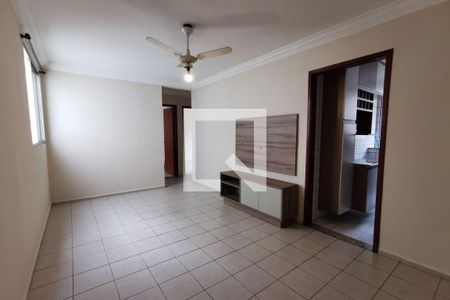 Sala de apartamento à venda com 3 quartos, 70m² em Jardim Pitangueiras I, Jundiaí