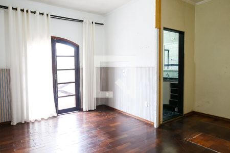 Suite de casa à venda com 4 quartos, 264m² em Jardim Ana Maria, Santo André