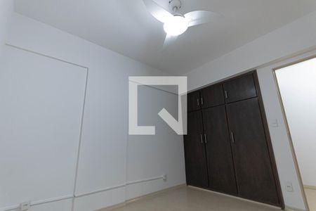 Quarto  de apartamento à venda com 3 quartos, 120m² em Bosque, Campinas